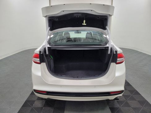 Used 2018 Ford Fusion Titanium FWD image 29