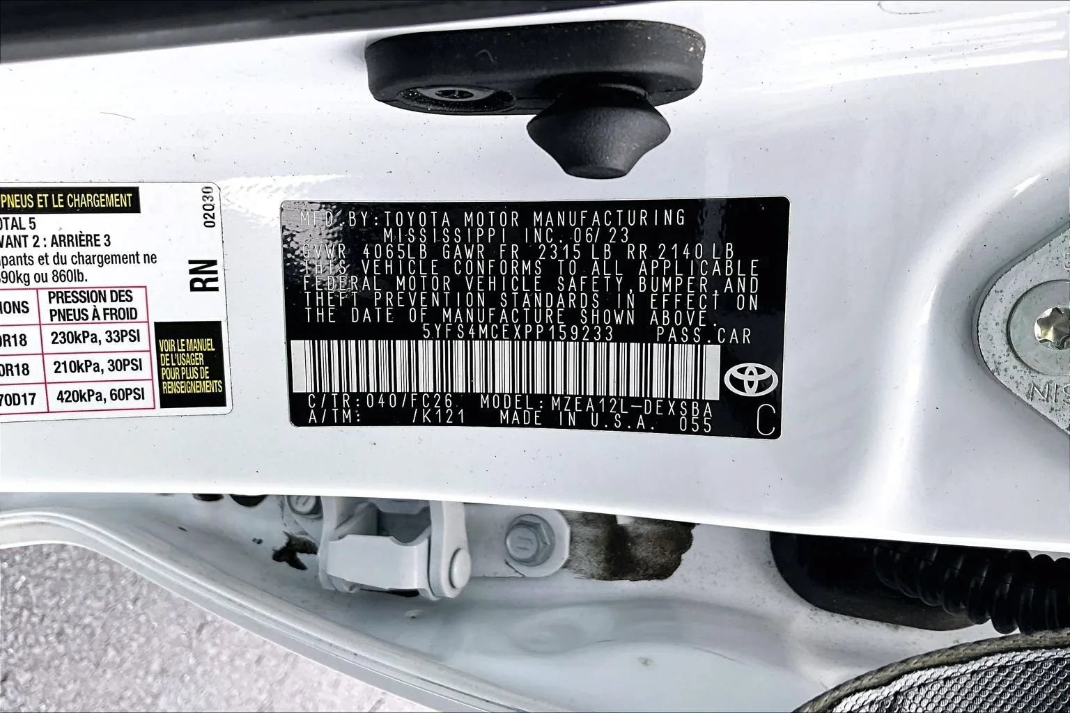 Used 2023 Toyota Corolla SE FWD image 3
