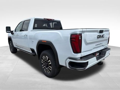 New 2026 GMC Sierra 2500 Denali Ultimate AWD/4WD image 5