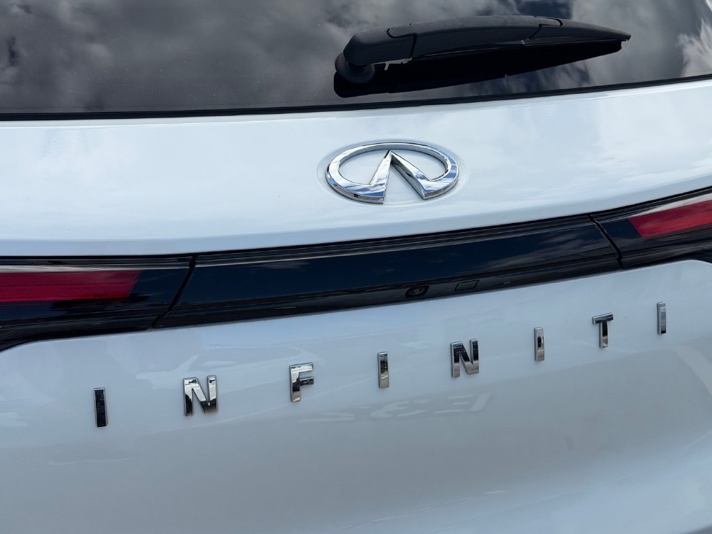 Used 2024 INFINITI QX60 Luxe FWD image 14