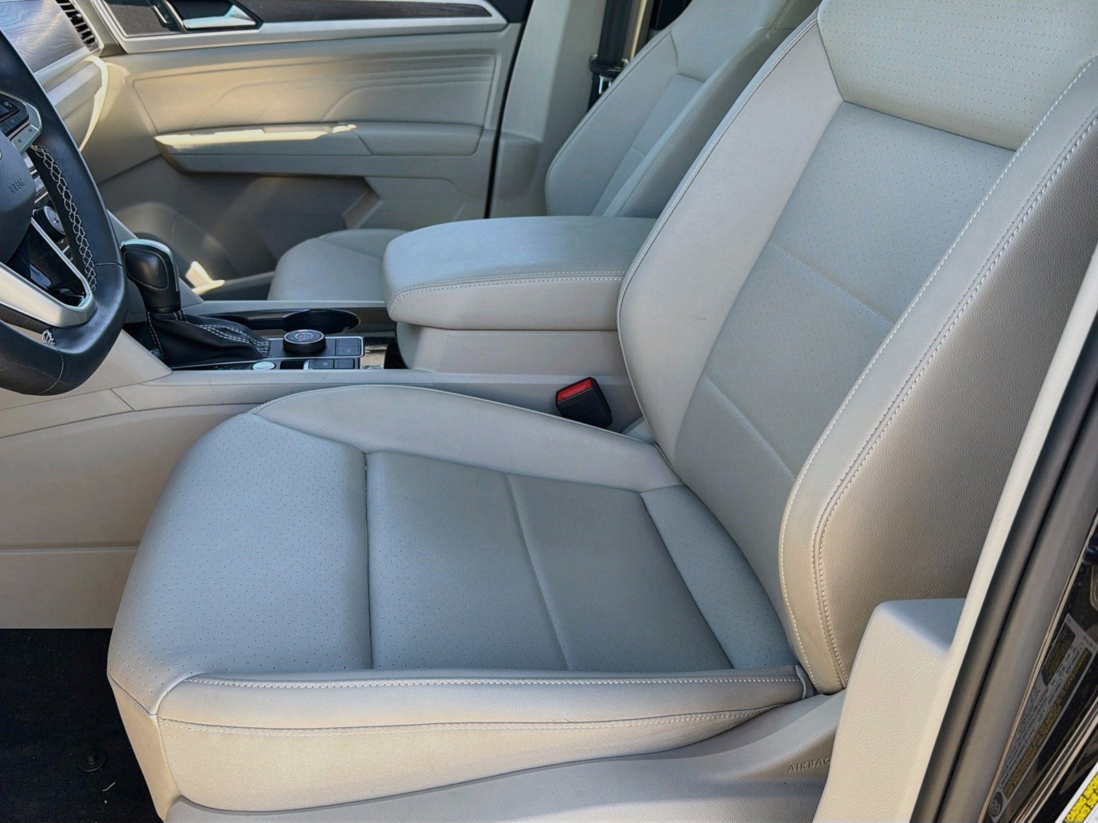 Used 2023 Volkswagen Atlas SE w/ Panoramic Sunroof Package AWD/4WD image 34