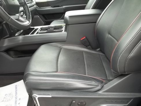 Used 2024 Ford F350 Lariat w/ Chrome Package image 8