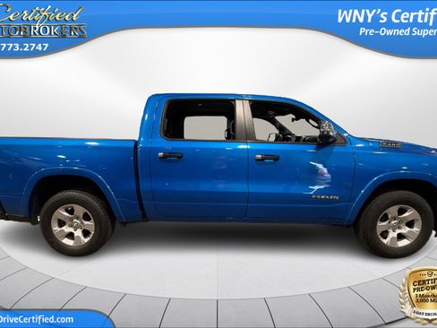 Used 2025 RAM 1500 Big Horn AWD/4WD image 5