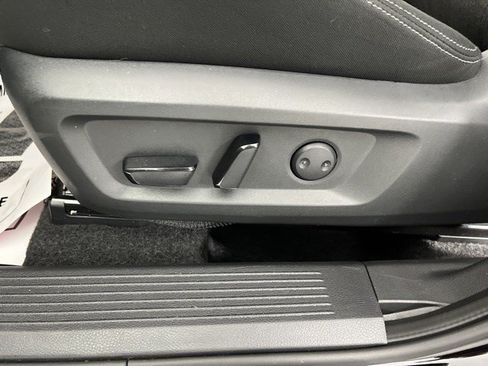 Used 2026 Nissan Rogue SV FWD image 28