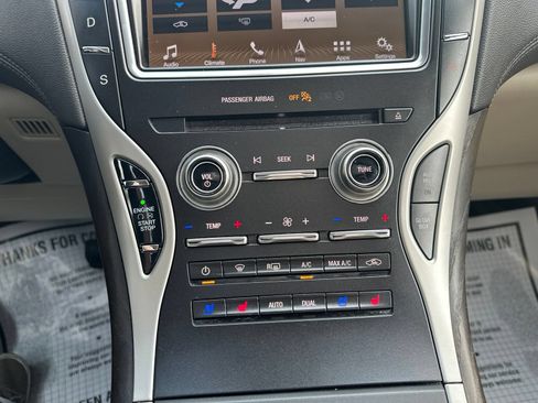 Used 2019 Lincoln Nautilus Reserve w/ Class II Trailer Tow Package AWD/4WD image 68