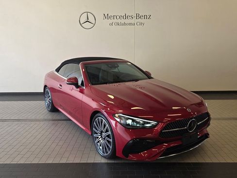 Used 2024 Mercedes-Benz CLE 300 4MATIC Cabriolet image 3