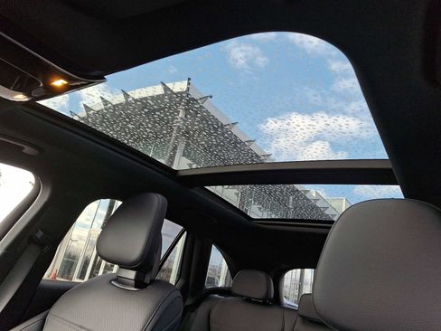 Certified 2026 Mercedes-Benz GLC 300 4MATIC image 10