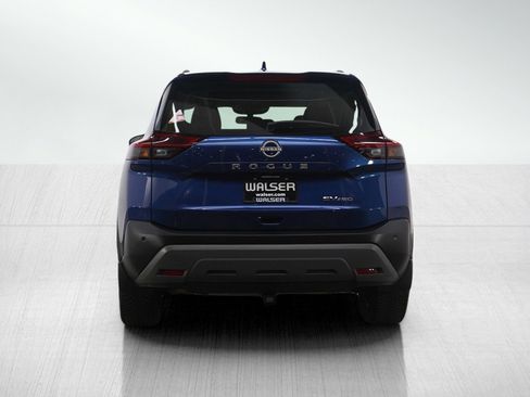 Used 2023 Nissan Rogue SV w/ SV Premium B Package image 4