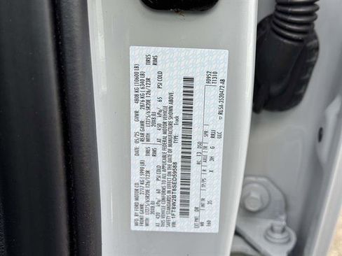 Used 2025 Ford F250 XLT w/ Black Appearance Package image 15