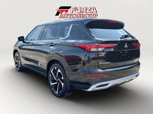 Used 2023 Mitsubishi Outlander SE FWD image 4