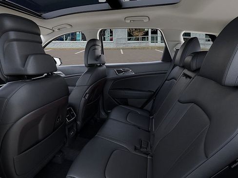 New 2026 Kia Sportage EX w/ EX Panorama Roof Package image 41