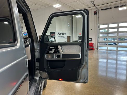 Used 2023 Mercedes-Benz G 550 image 39