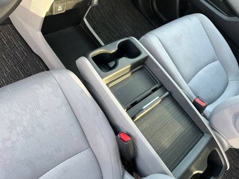 Used 2021 Honda Odyssey EX image 18