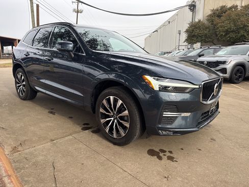 Certified 2023 Volvo XC60 B5 Core w/ Climate Package image 7