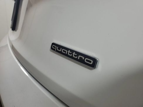 Used 2024 Audi Q5 2.0T Prestige w/ Prestige Package image 7