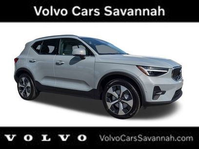 New 2025 Volvo XC40 B5 Plus w/ Protection Package Premier