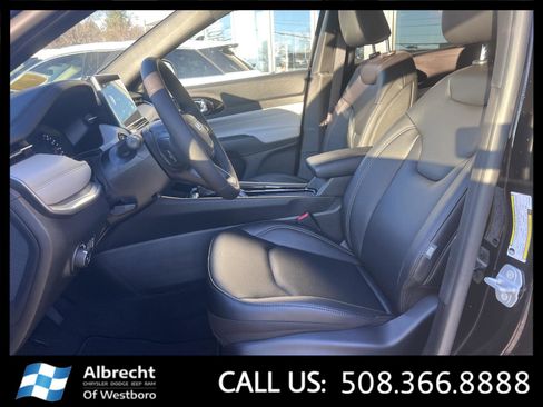 New 2026 Jeep Compass Limited image 10