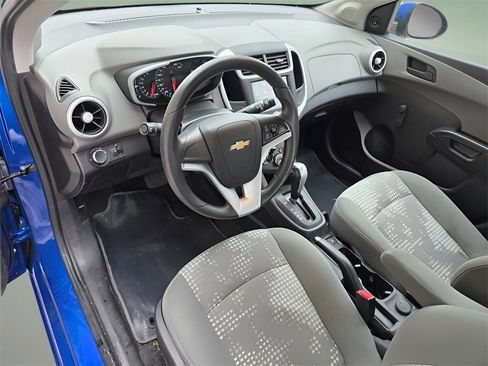 Used 2017 Chevrolet Sonic LS image 21