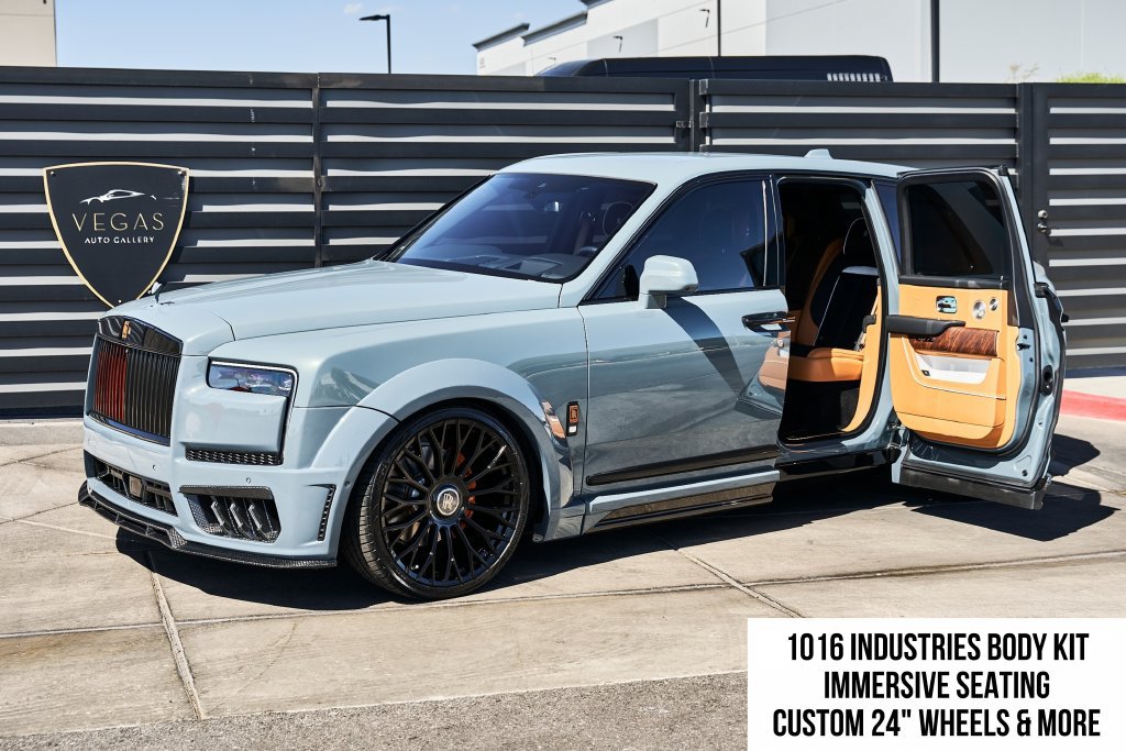 Used 2025 Rolls-Royce Cullinan AWD/4WD image 1