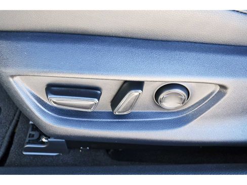 Used 2026 Toyota Camry SE image 27