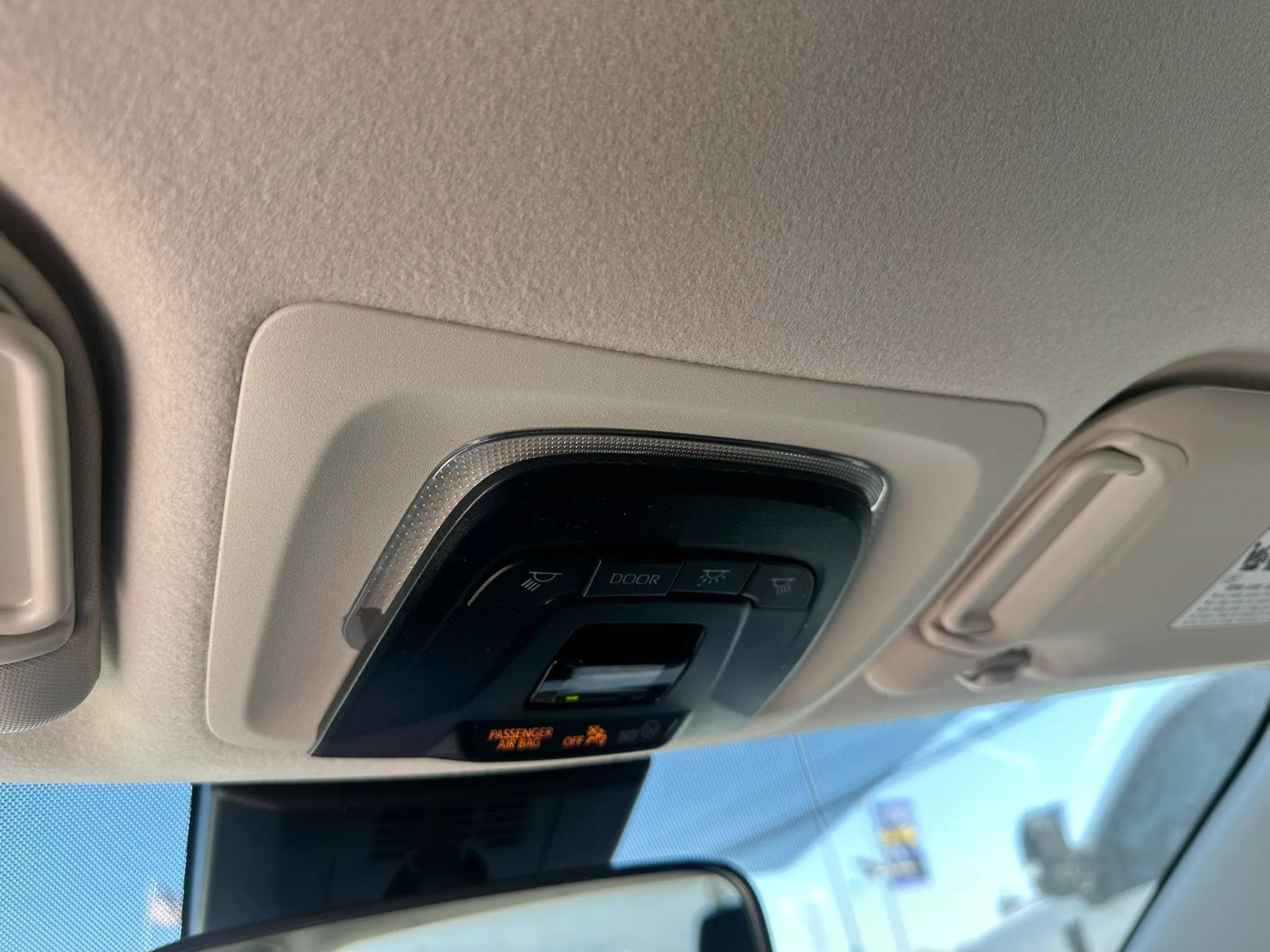 Used 2026 Toyota Corolla LE FWD image 35