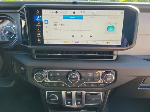 New 2026 Jeep Wrangler Sport S image 8