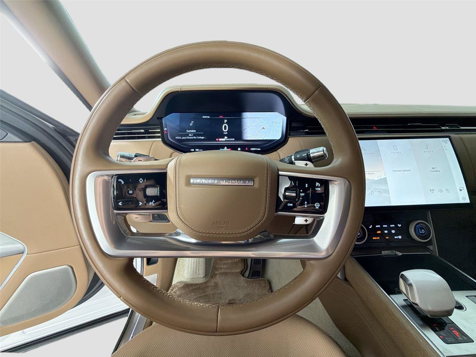 Certified 2022 Land Rover Range Rover SV AWD/4WD image 11