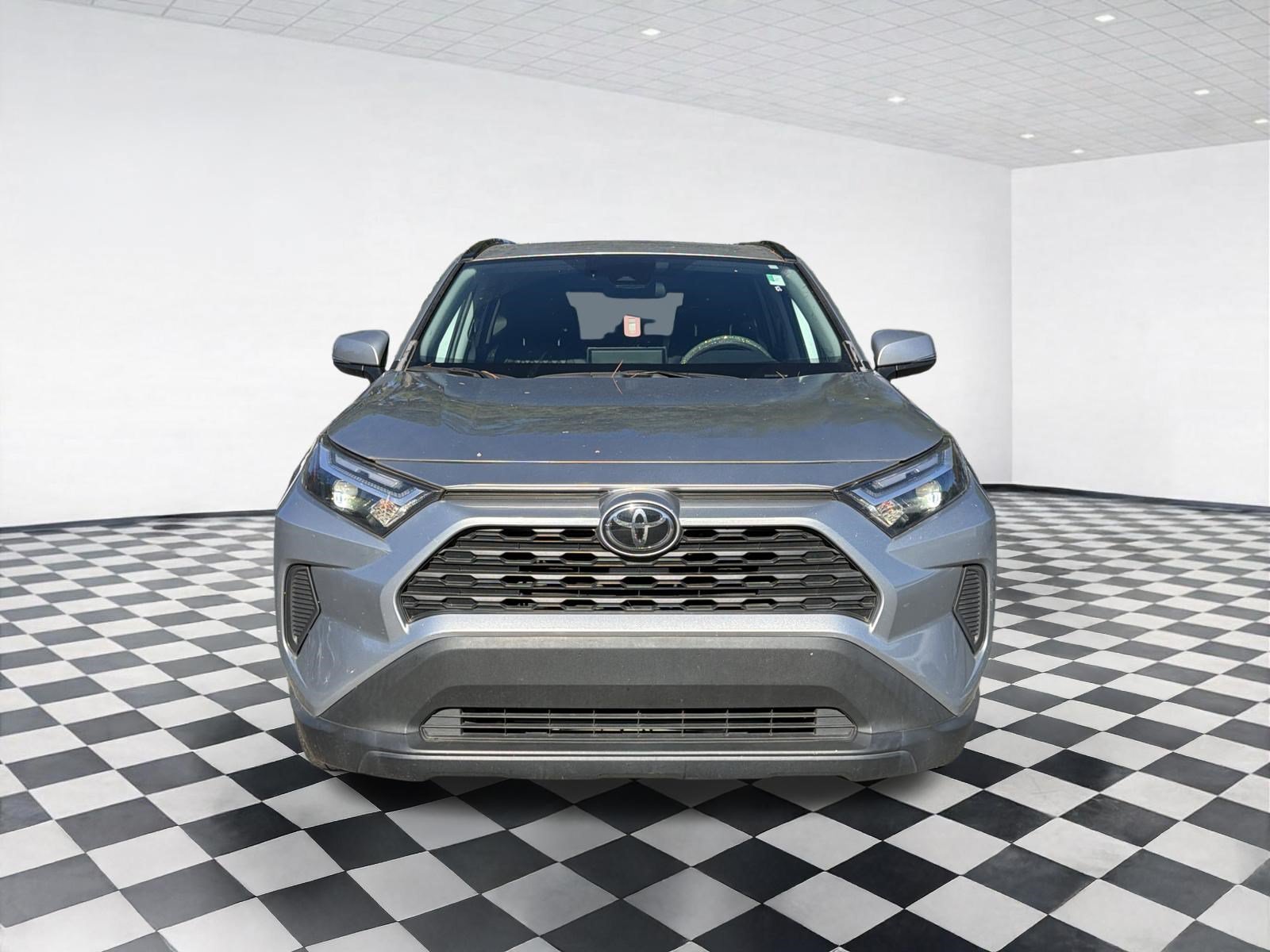 Used 2024 Toyota RAV4 XLE w/ Convenience Package AWD/4WD image 2