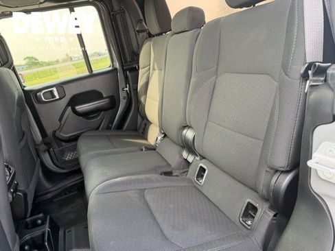 Used 2020 Jeep Gladiator Sport w/ Quick Order Package 24S AWD/4WD image 25