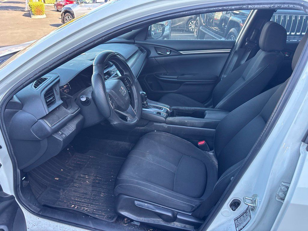 Used 2017 Honda Civic Sport image 12