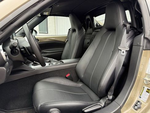 Used 2023 MAZDA MX-5 Miata Grand Touring image 8