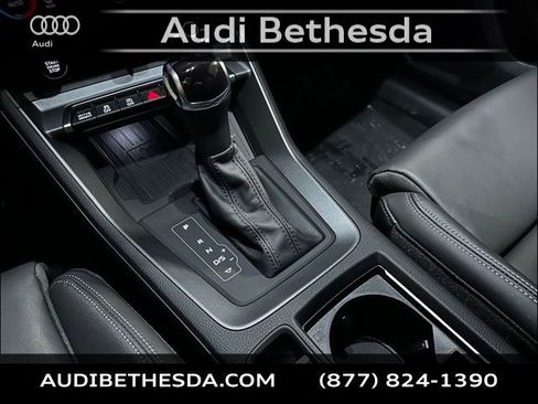 Certified 2025 Audi Q3 2.0T Premium w/ Convenience Package image 24