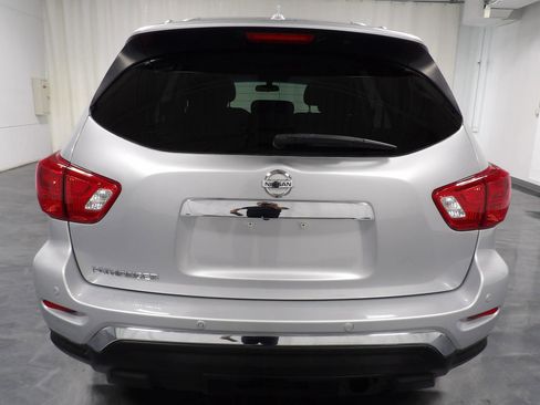 Used 2020 Nissan Pathfinder S FWD image 5