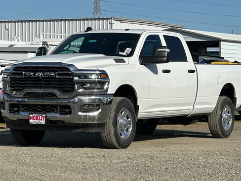 New 2026 RAM 2500 Tradesman w/ Chrome Appearance Group image 7