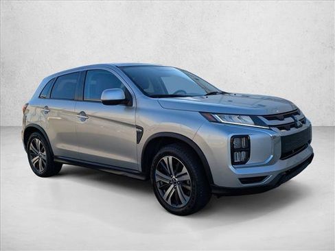 Used 2020 Mitsubishi Outlander Sport ES image 3