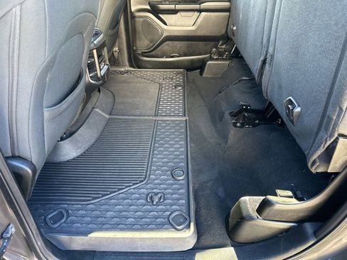 Used 2019 RAM 1500 Big Horn image 34