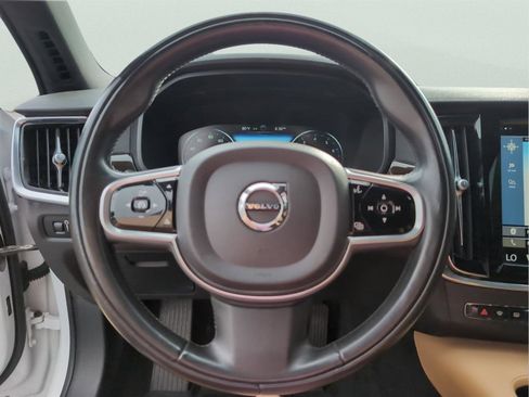 Used 2018 Volvo S90 T6 Momentum w/ Convenience Package AWD/4WD image 22