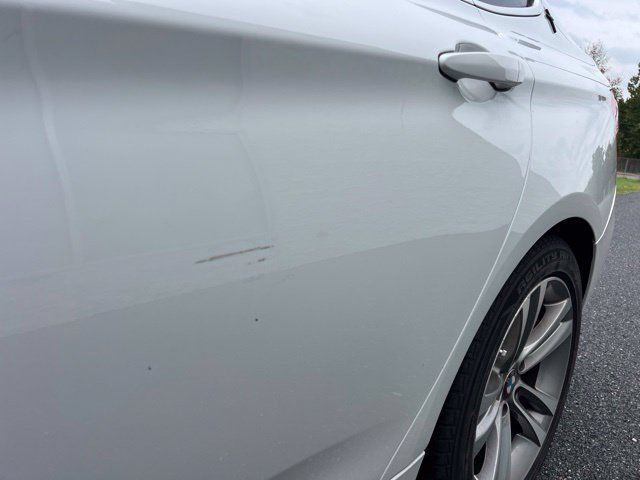 Used 2018 BMW 330i Gran Turismo xDrive AWD/4WD image 11