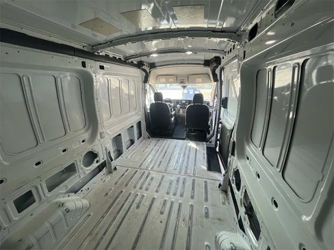 Used 2023 Ford Transit 250 Medium Roof AWD image 17