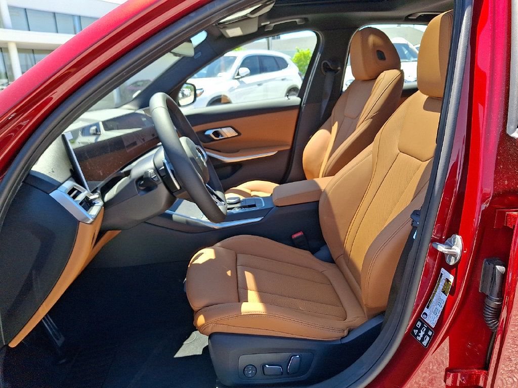 Used 2026 BMW 330i xDrive Sedan w/ M Sport Package AWD/4WD image 11