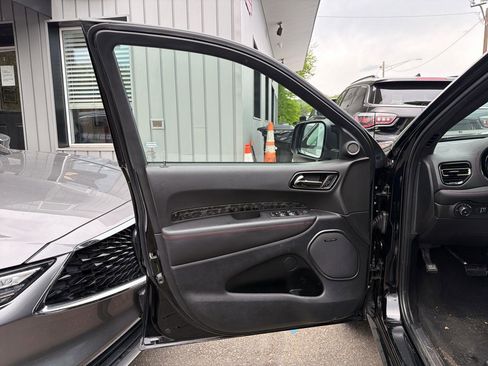 Used 2023 Dodge Durango R/T AWD/4WD image 17