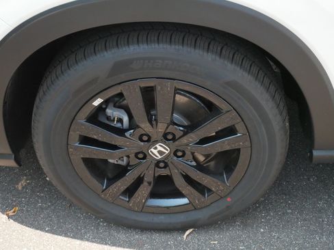 Certified 2027 Honda HR-V Sport image 15