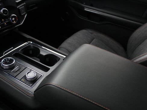 Used 2024 Ford Expedition Timberline image 33