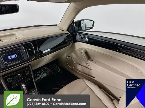 Used 2018 Volkswagen Beetle 2.0T SE w/ SE Premium Package image 29