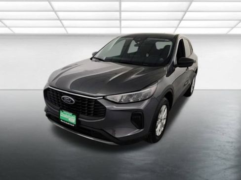 Used 2023 Ford Escape Active image 2