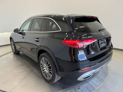 Used 2024 Mercedes-Benz GLC 300 GLC 300 image 9