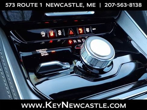 New 2026 Jeep Grand Wagoneer Limited w/ Premium Group II AWD/4WD image 14