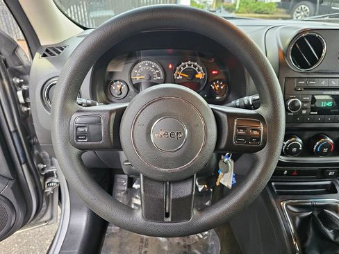 Used 2016 Jeep Patriot Sport image 23