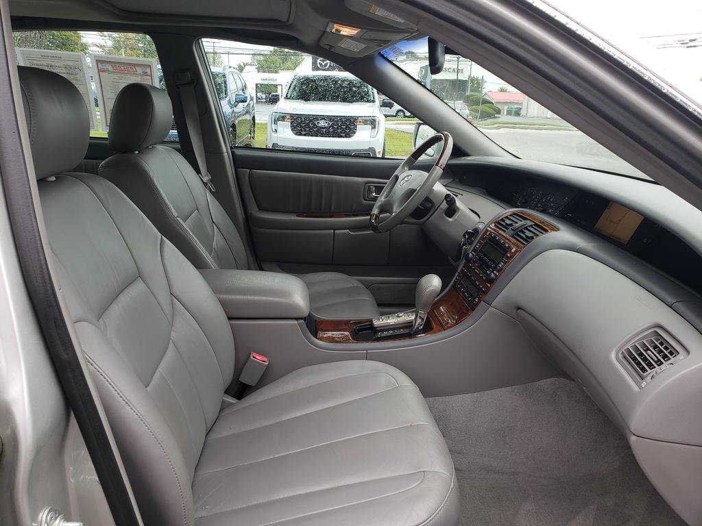 Used 2003 Toyota Avalon XLS FWD image 16