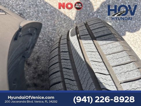 Certified 2022 Hyundai Santa Fe SEL FWD image 18